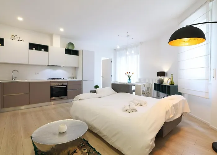 Appartement Primopiano - Savona A Milaan